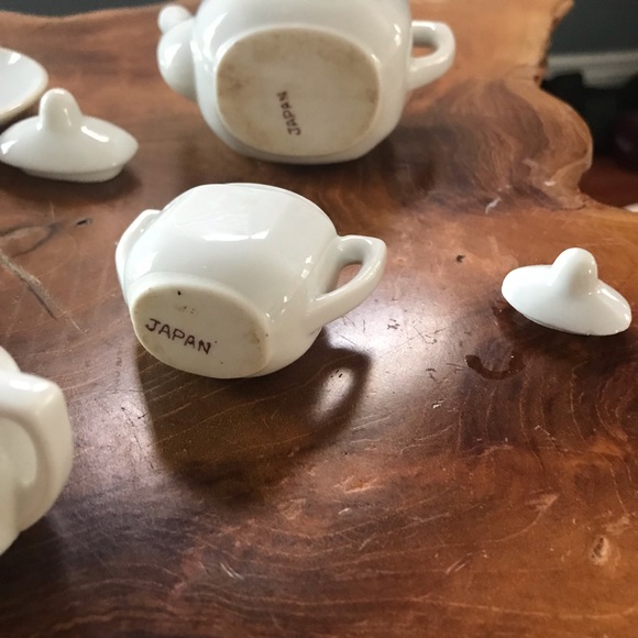 Kids Tea Party Kit Marked ‘Japan’ - Picture 7 of 17